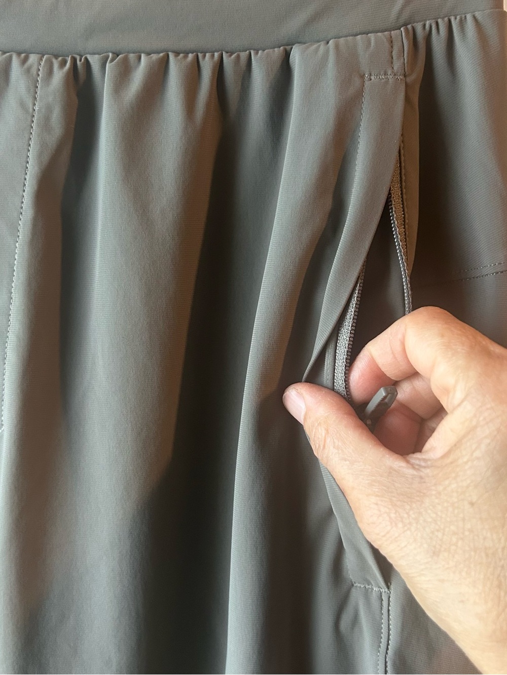 Lululemon Surge Joggers Size Medium in Rover (gray brown) GUC - Picture 4 of 12